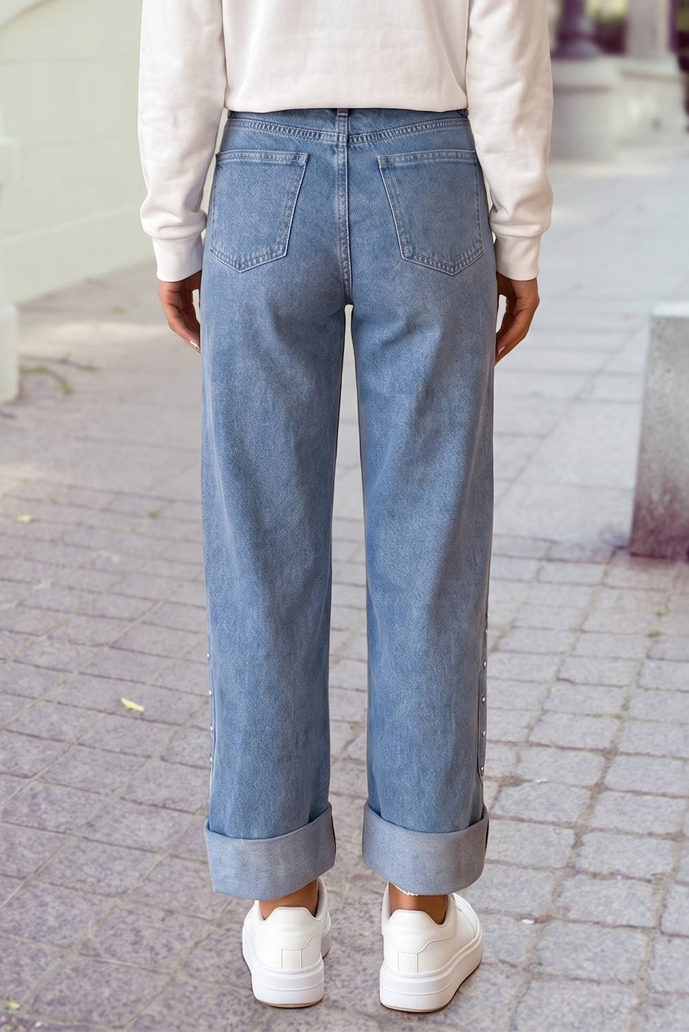 Side Seam Rivet Detail Jeans