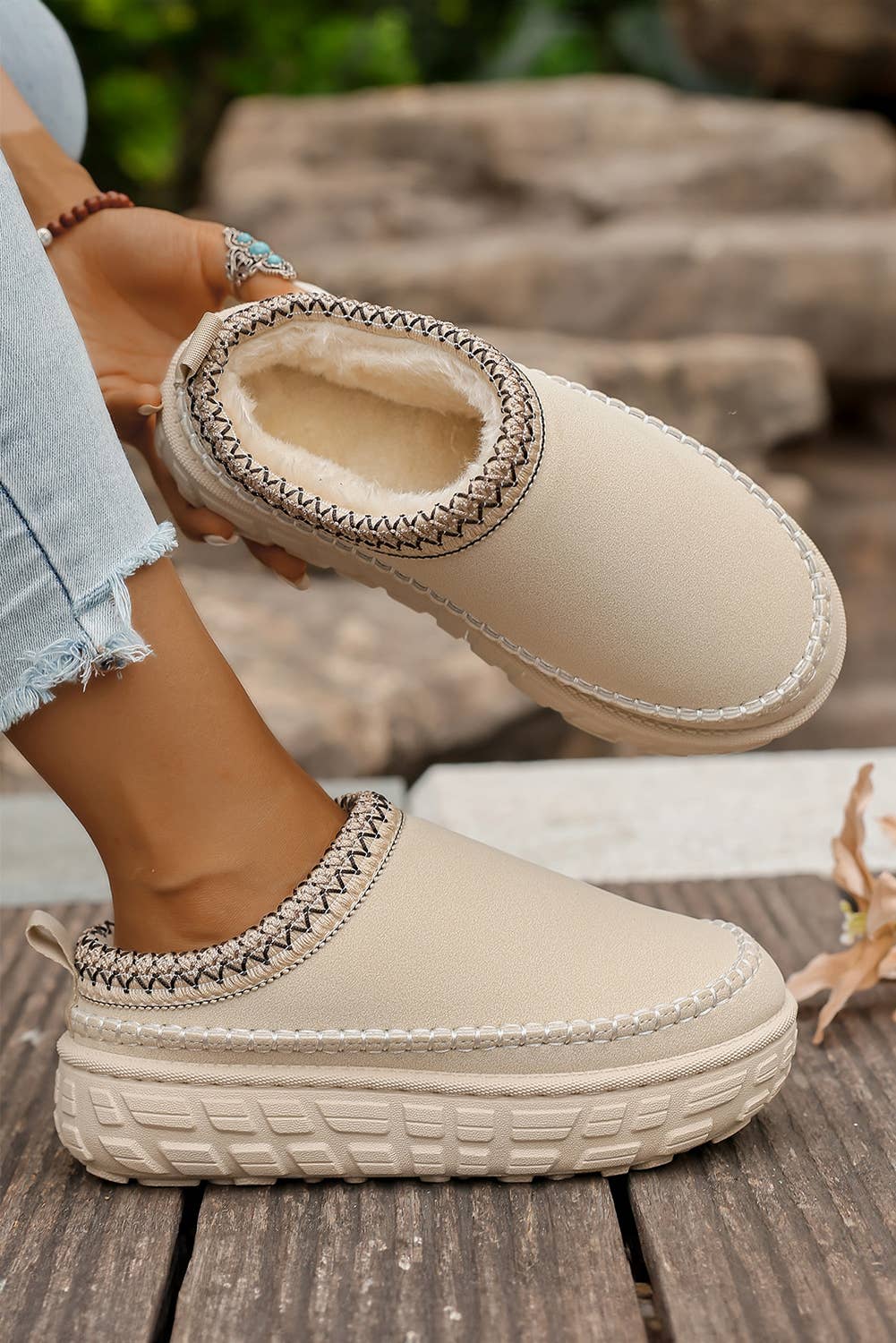 Contrast Stitch Detail Suede PU Plush Slippers | US7-10