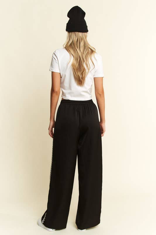 SATIN WITH SIDE CHECKERBOARD
