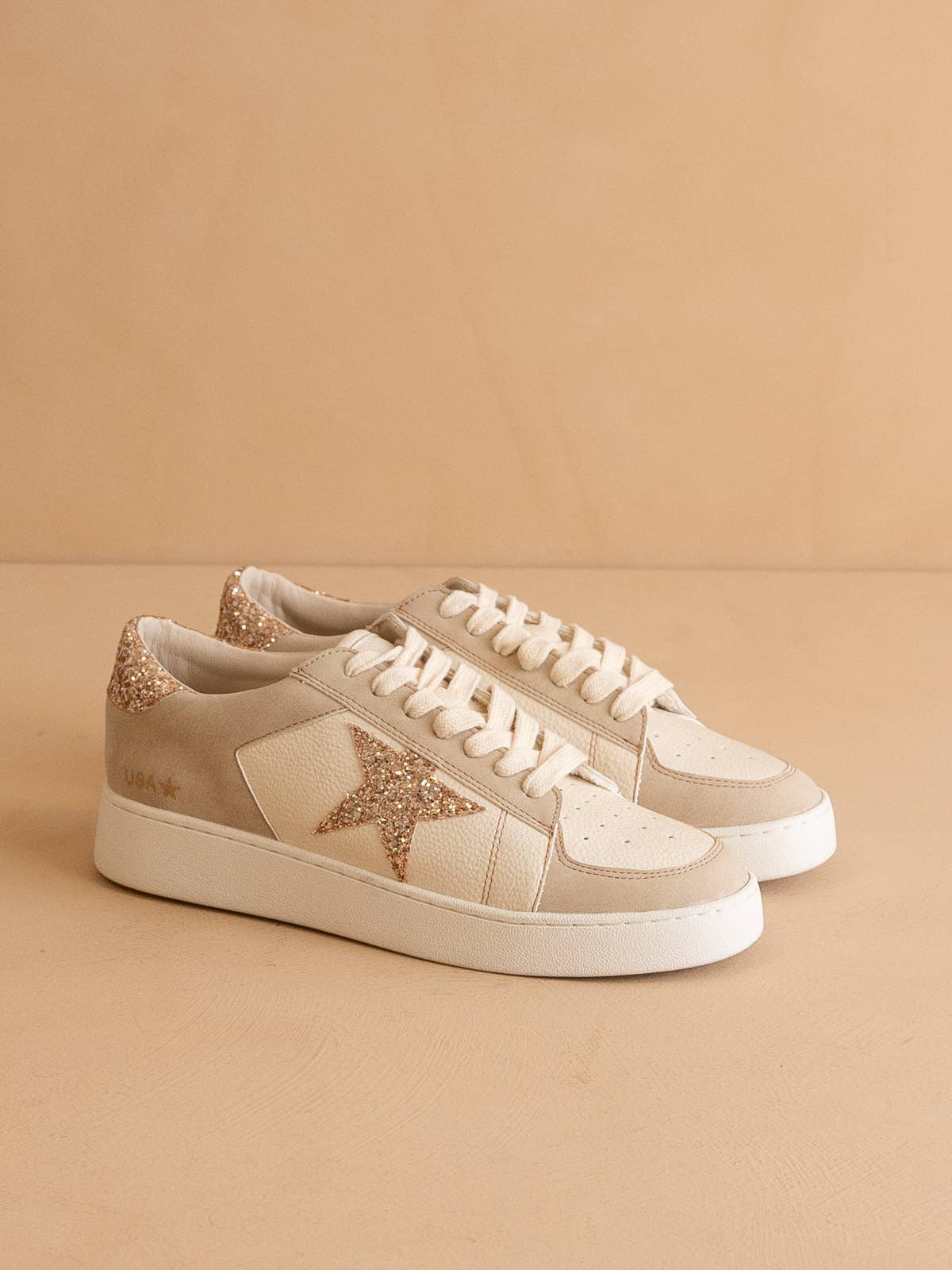 The Liberty Beige | Glitter Star Sneaker