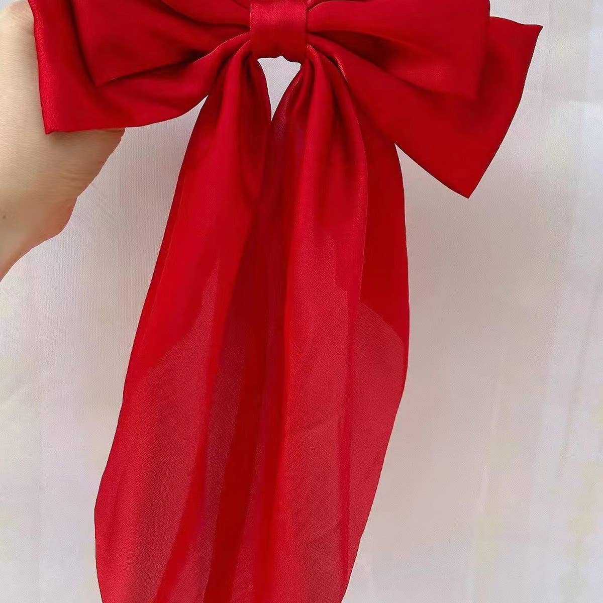 Long Tail Bow
