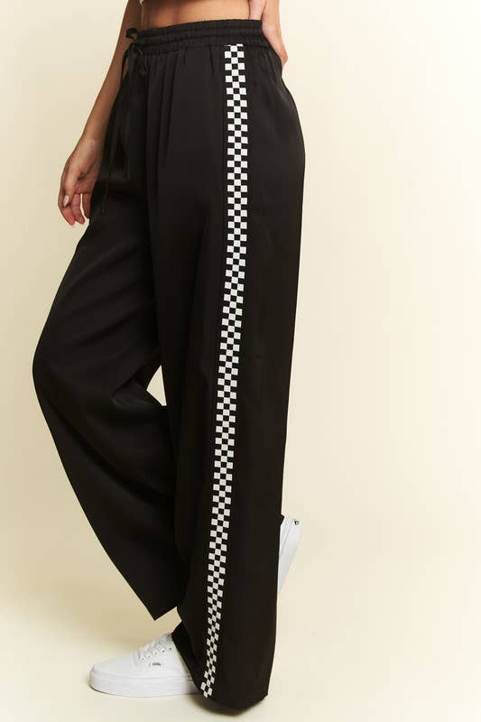 SATIN WITH SIDE CHECKERBOARD